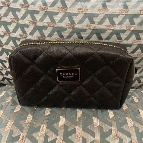 chanel cosmetic makeup bag